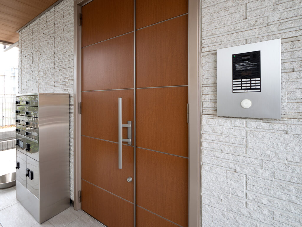 鍵が壊れた時の正しい対処法と修理のポイント｜神奈川県海老名市の合同会社Freeが解説