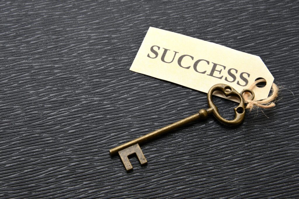 神奈川県海老名市の合同会社Freeが解説：鍵が中で折れたときの正しい対処と安心のサポート