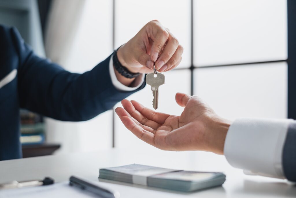 神奈川県海老名市の合同会社Freeが解説：鍵が中で折れたときの正しい対処と安心のサポート